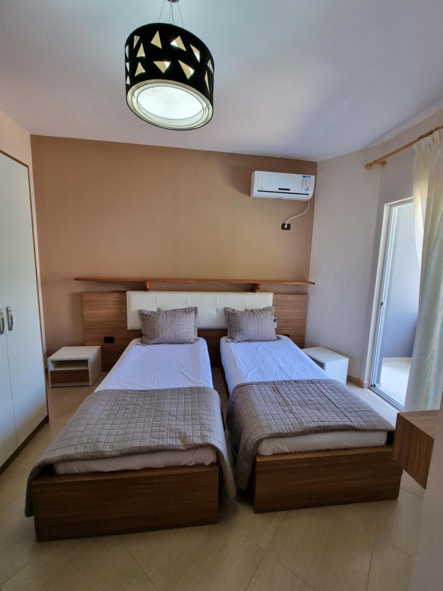 Hotel Rozmarine à Pellumbas Extérieur photo