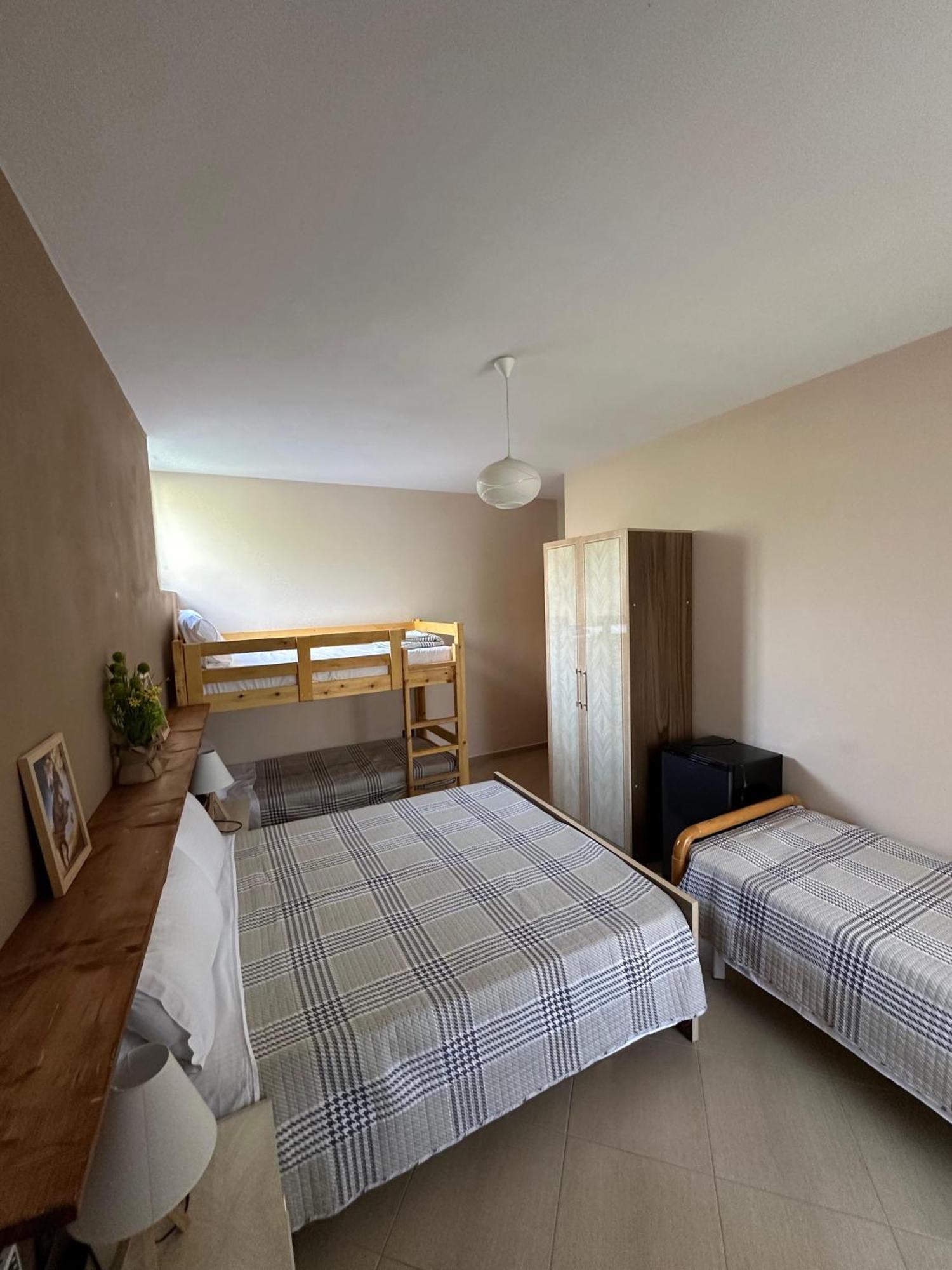 Hotel Rozmarine à Pellumbas Extérieur photo